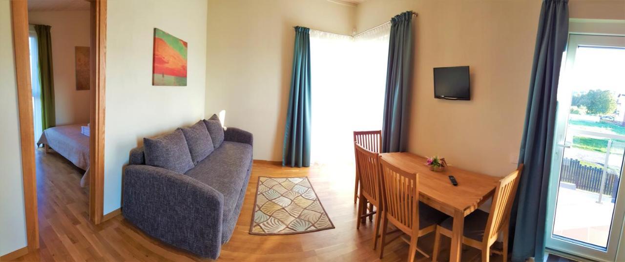 Smelio Vila Apartments Palanga Esterno foto